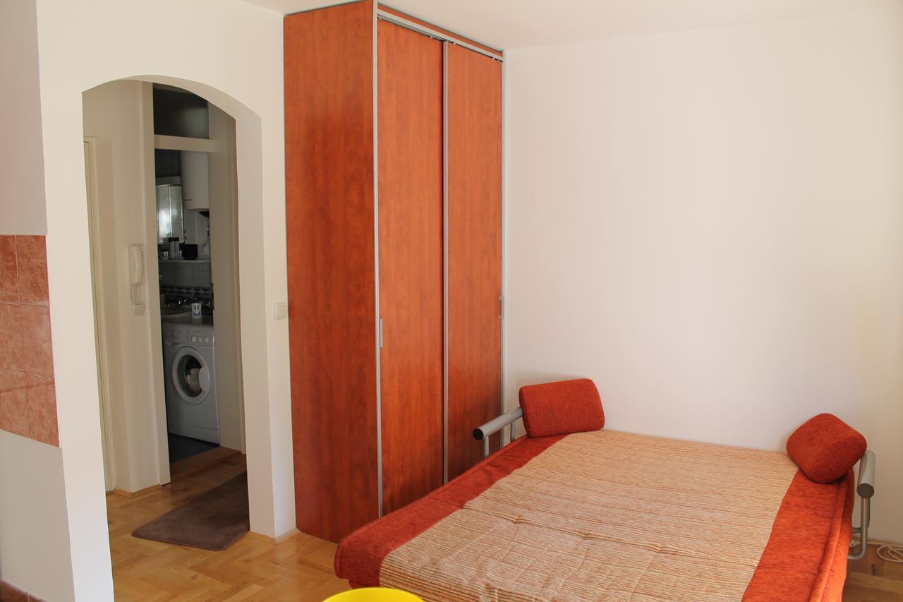 Calm Apartment Belgrad Exterior foto