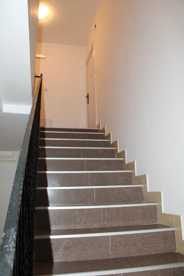 Calm Apartment Belgrad Exterior foto